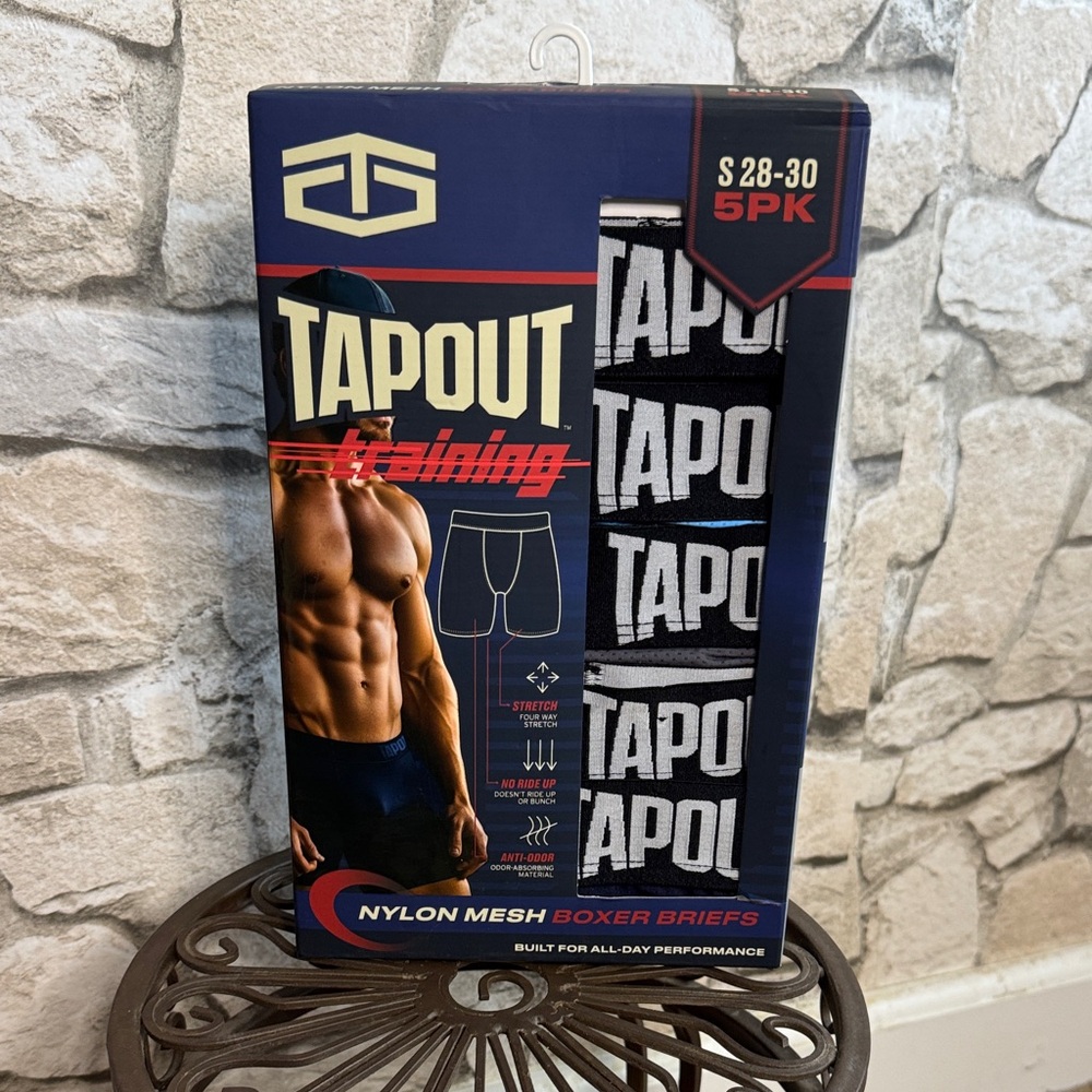 Tapout Training Black and White Boxer Briefs 5-Pack